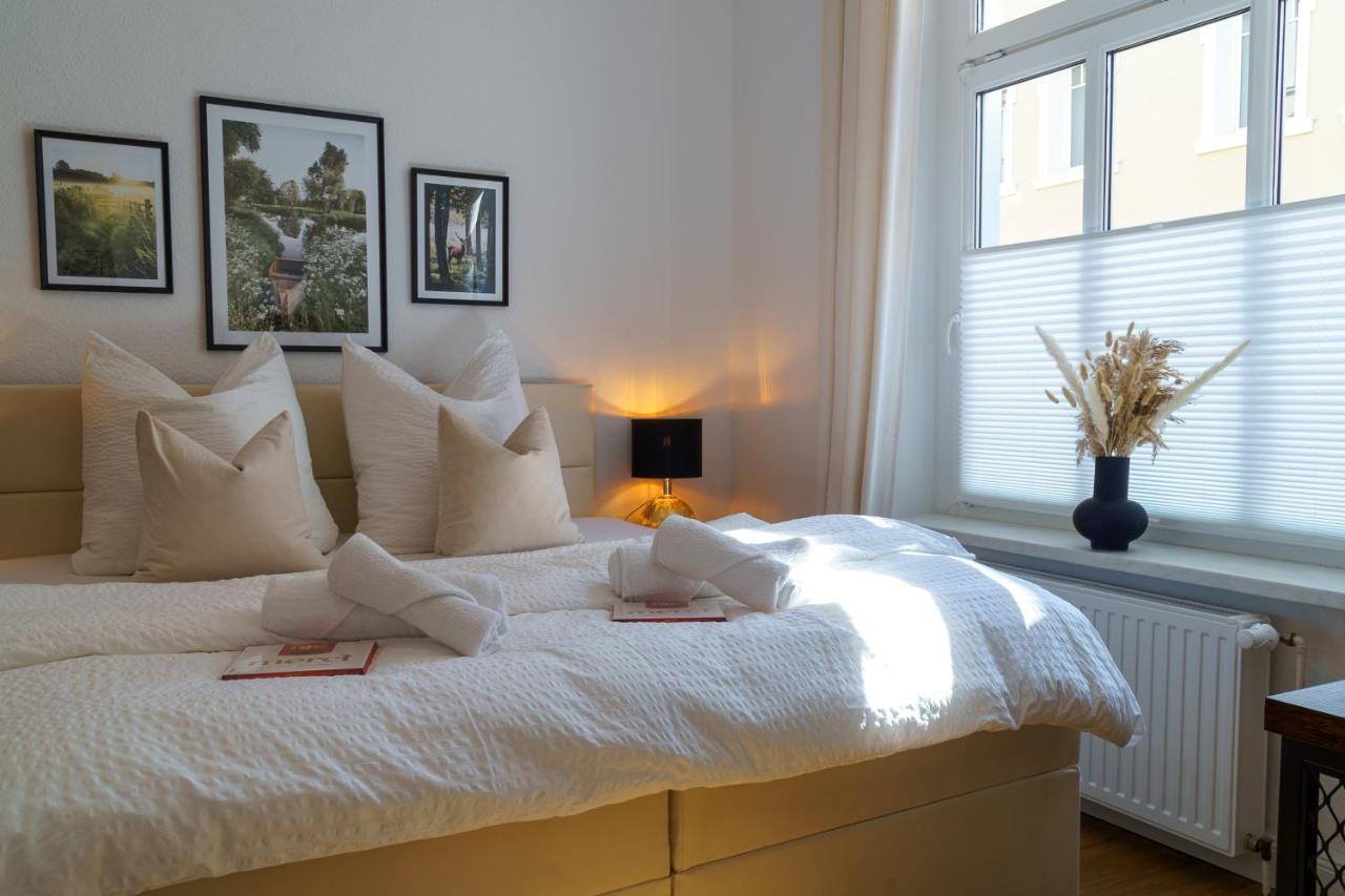 Suite Fuer 4 Mit Terrasse Im Herzen Der Innenstadt Schwerin  Buitenkant foto